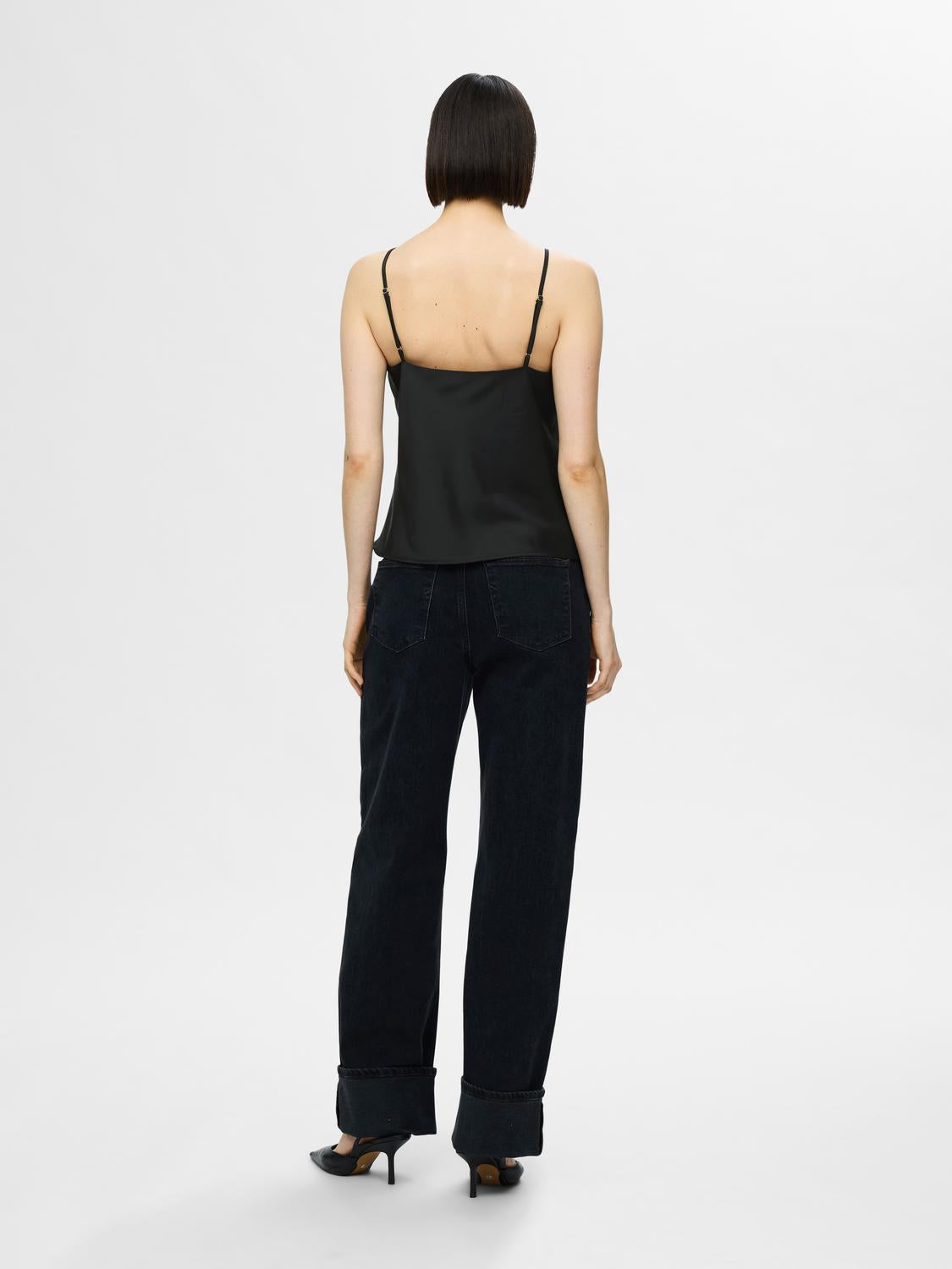 Alena Topp - Sort/ Black