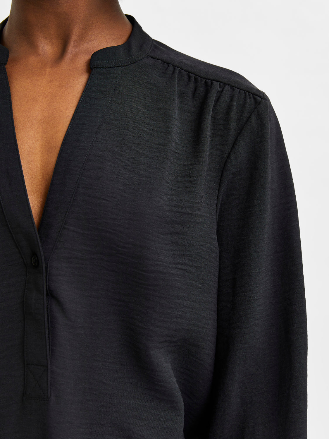 SELECTED FEMME - MIVIA BLUSE - SORT