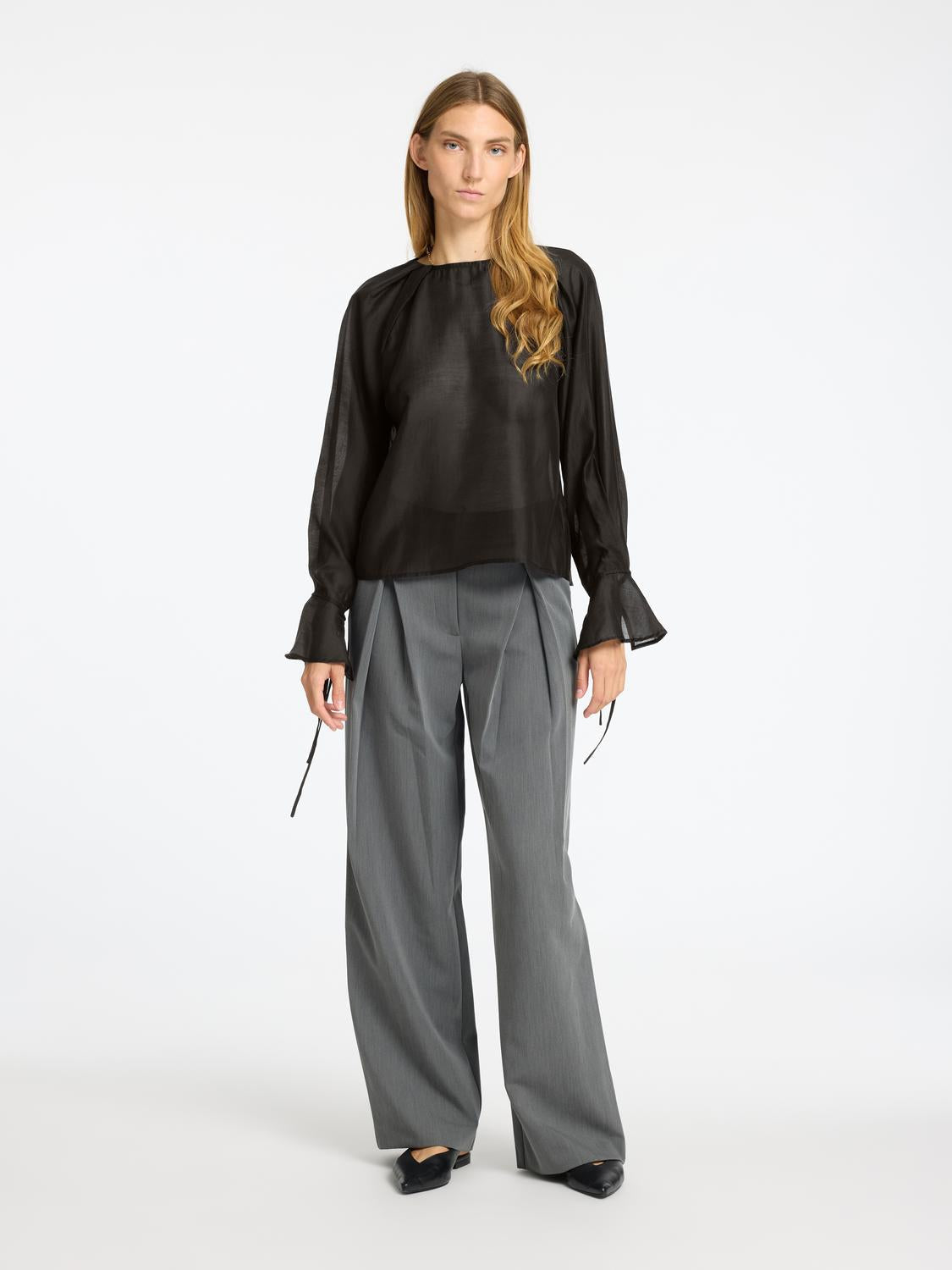 Iris Topp - Sort/ Black