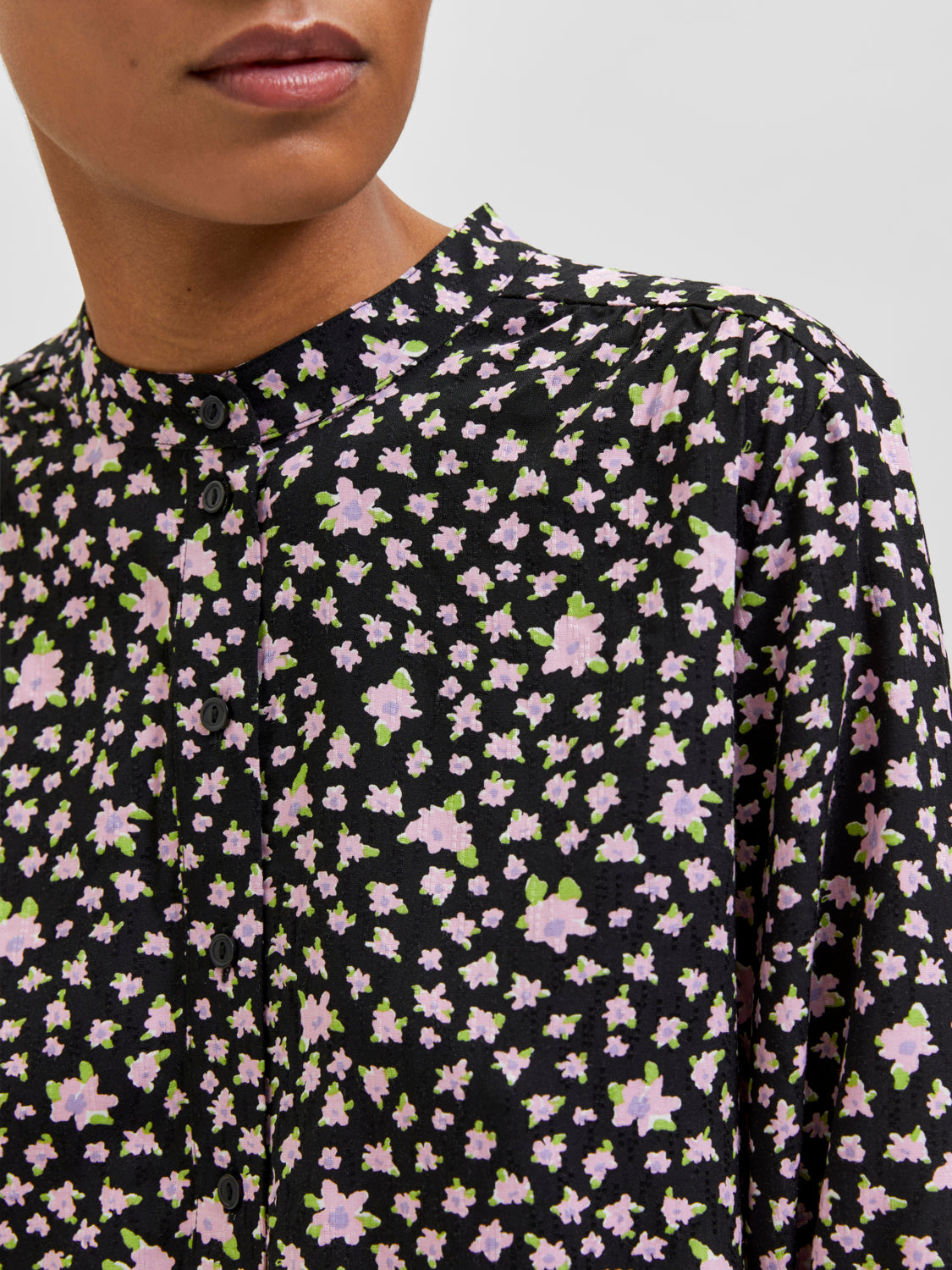 SELECTED FEMME - JUDITA TOPP - SORT