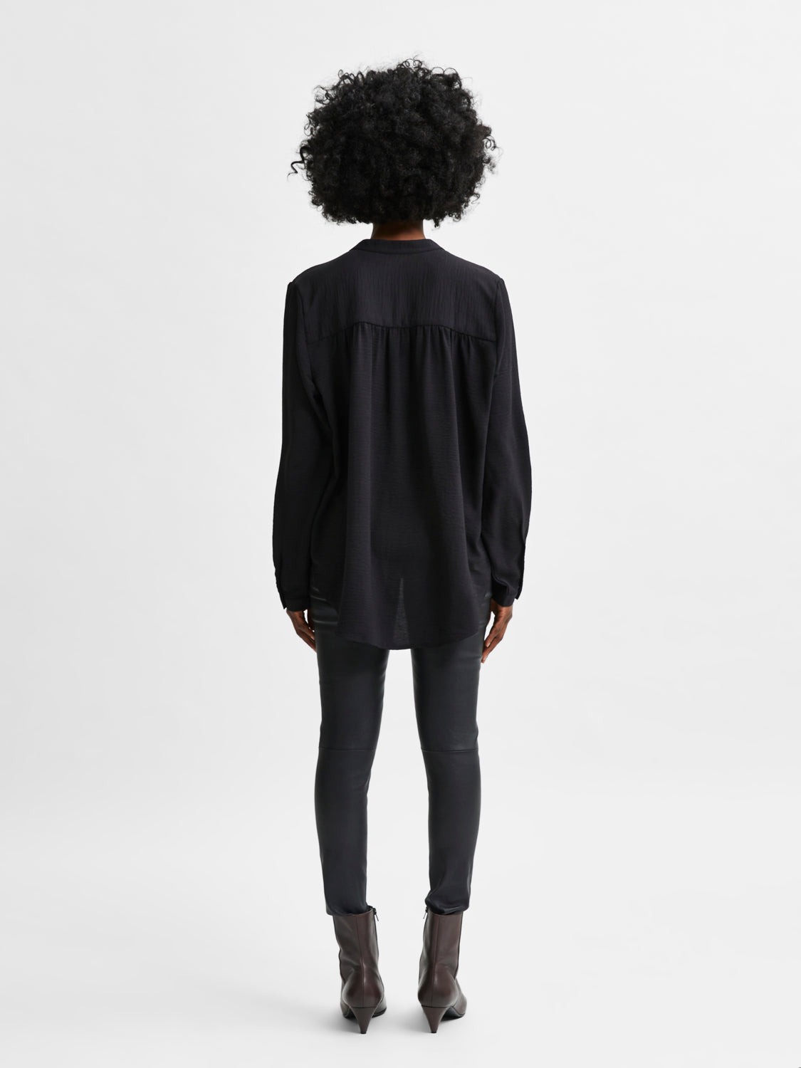SELECTED FEMME - MIVIA BLUSE - SORT