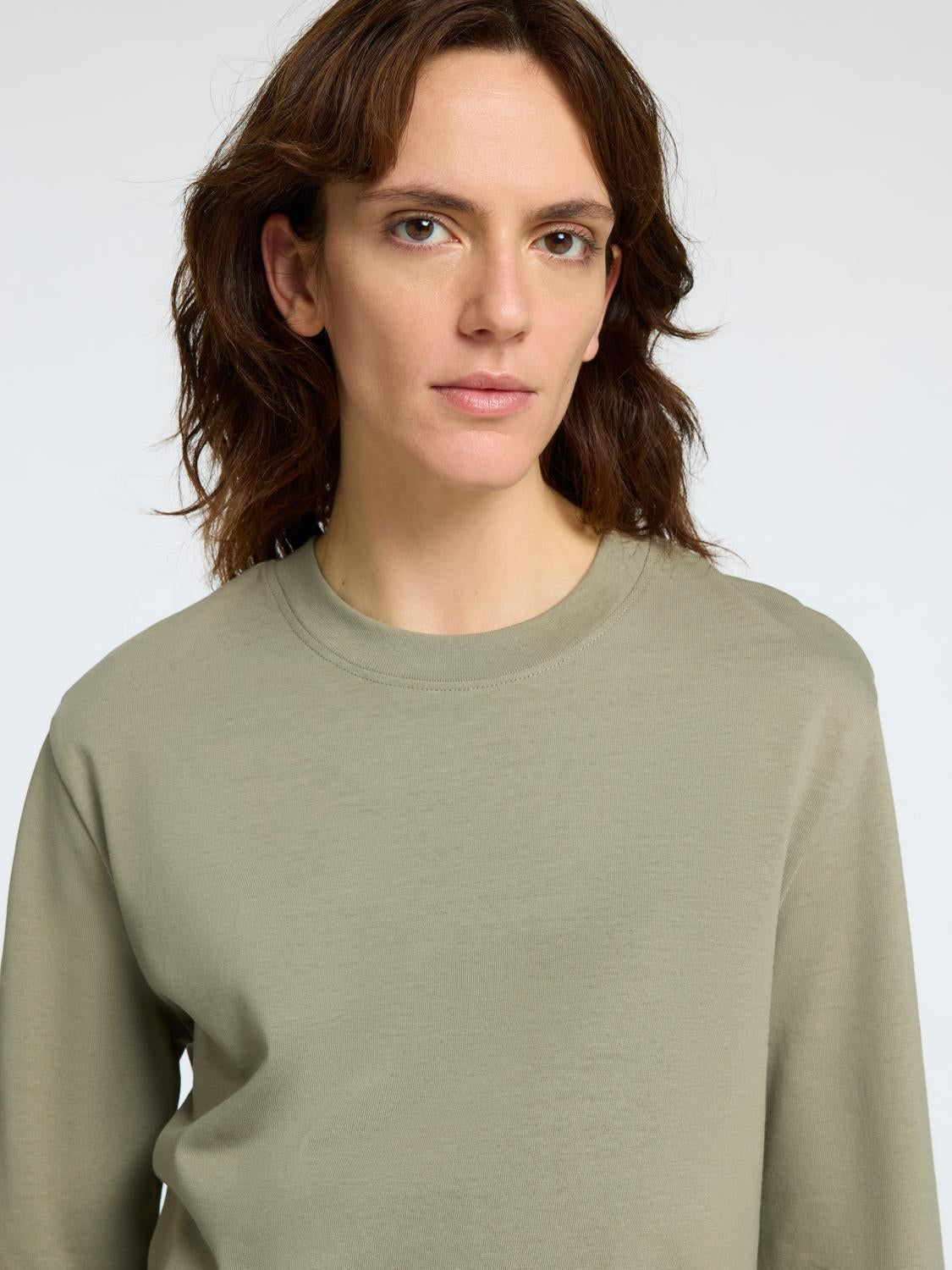 Essential LS Boxy T-Shirt - Vetiver
