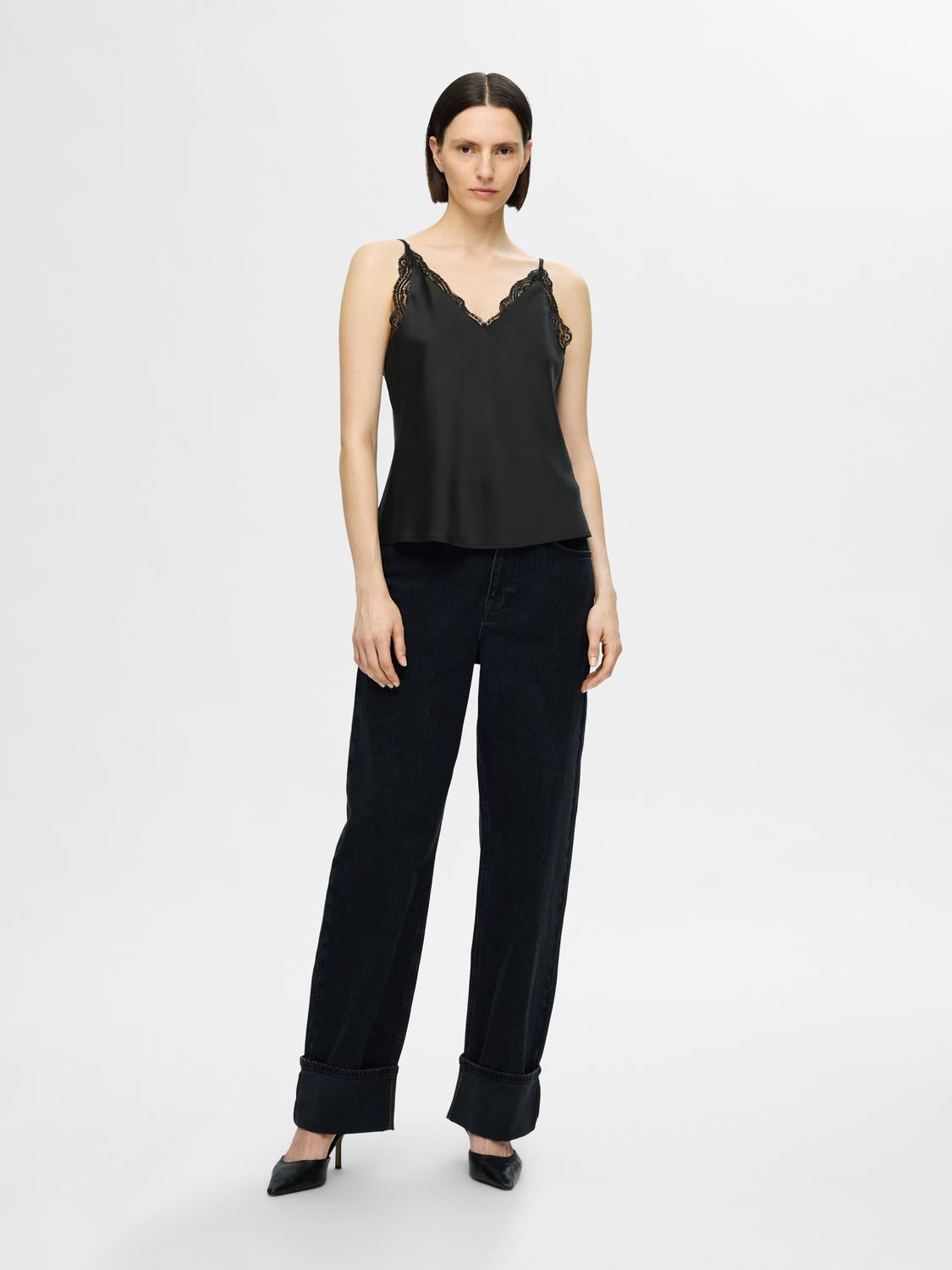 Alena Topp - Sort/ Black