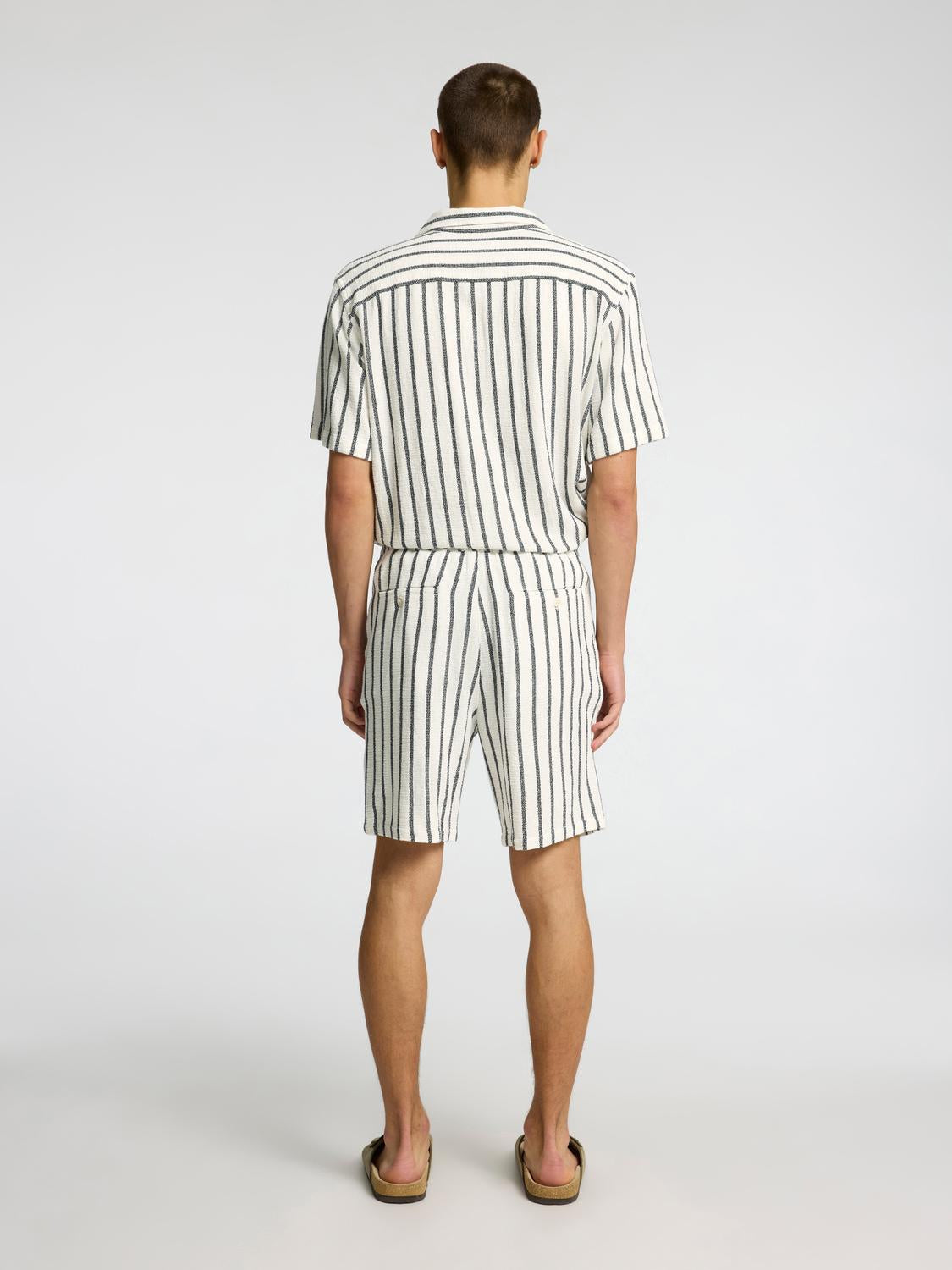 Reg Sal Shorts - Beige/ Egret