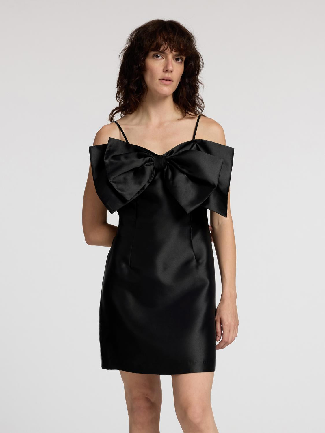 Calista Kort Kjole - Sort/ Black
