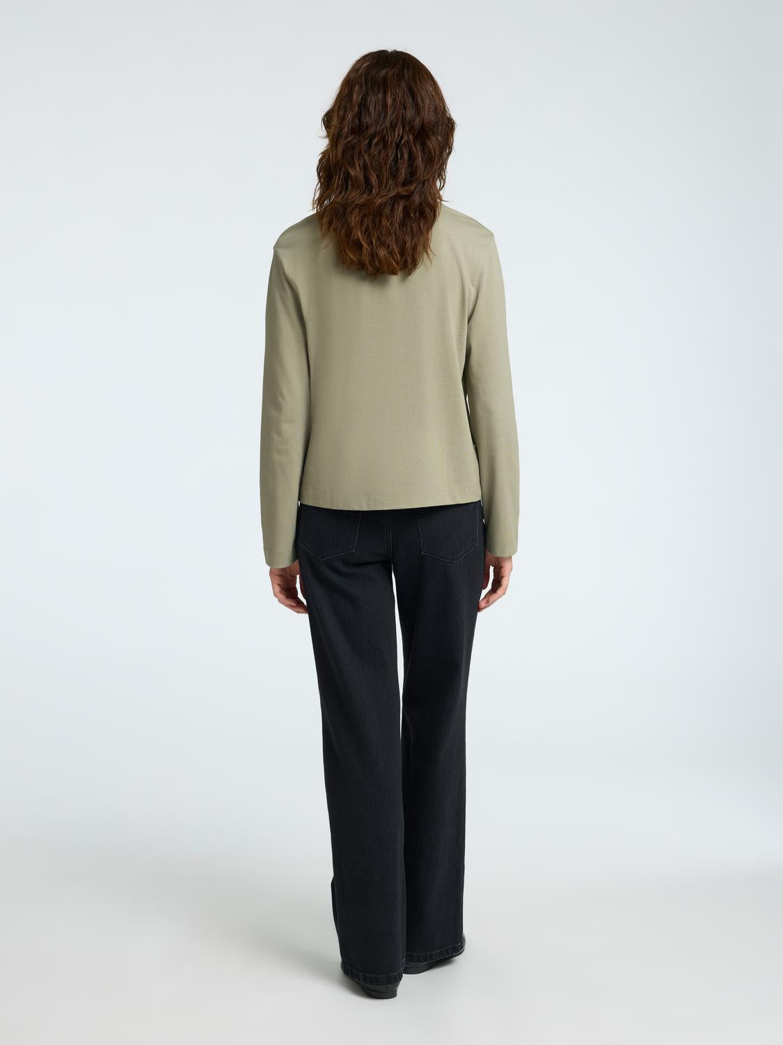 Essential LS Boxy T-Shirt - Vetiver