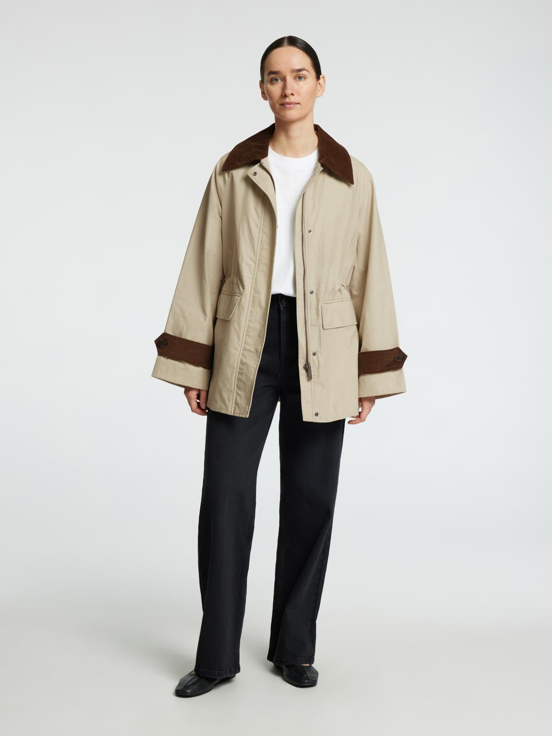Wilma Jakke - Beige/ Feather Gray