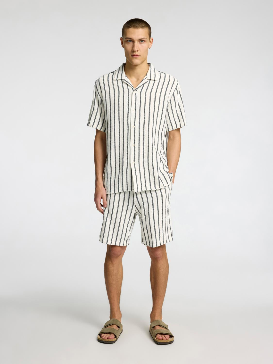 Reg Sal Shorts - Beige/ Egret