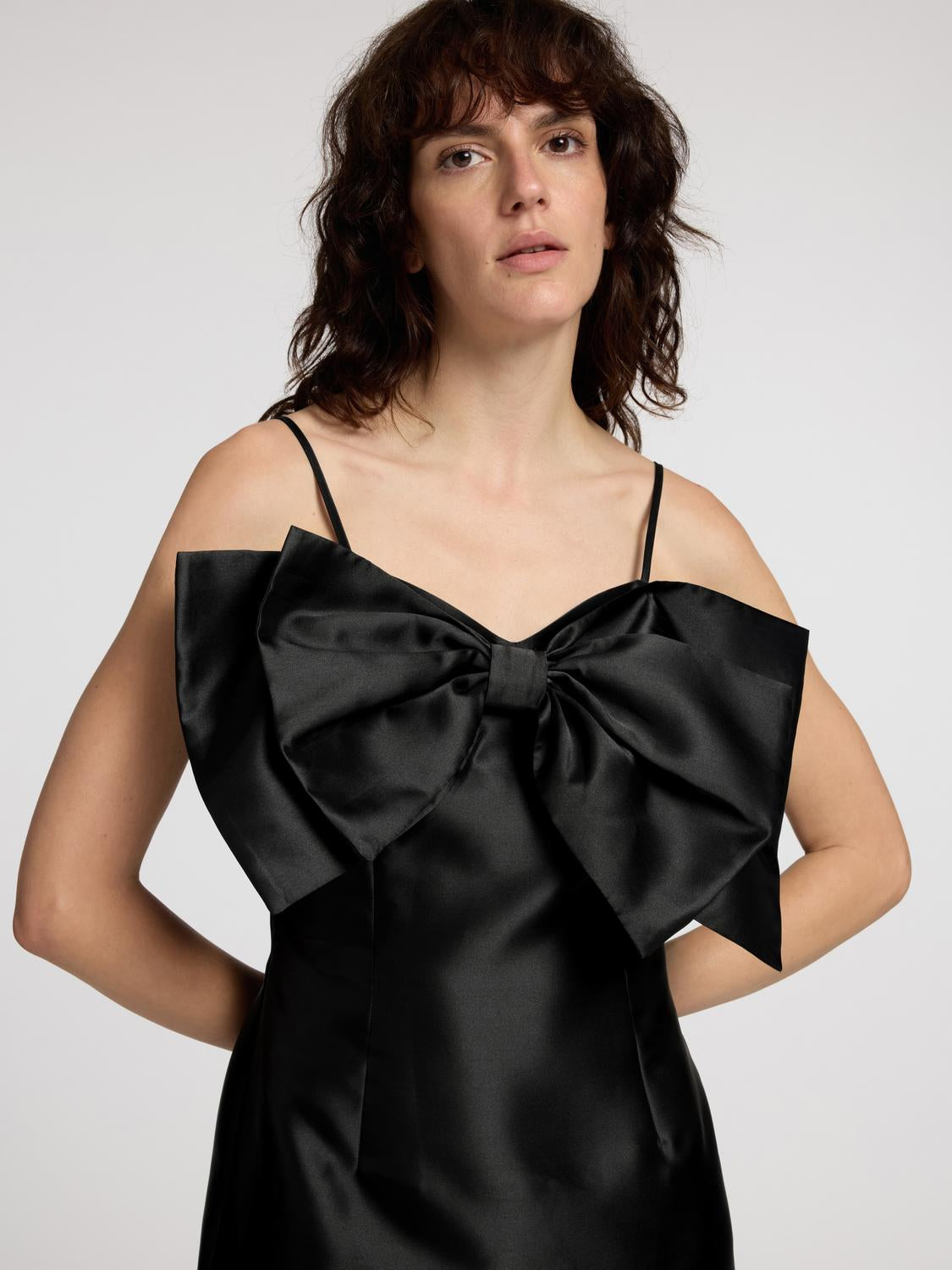 Calista Kort Kjole - Sort/ Black