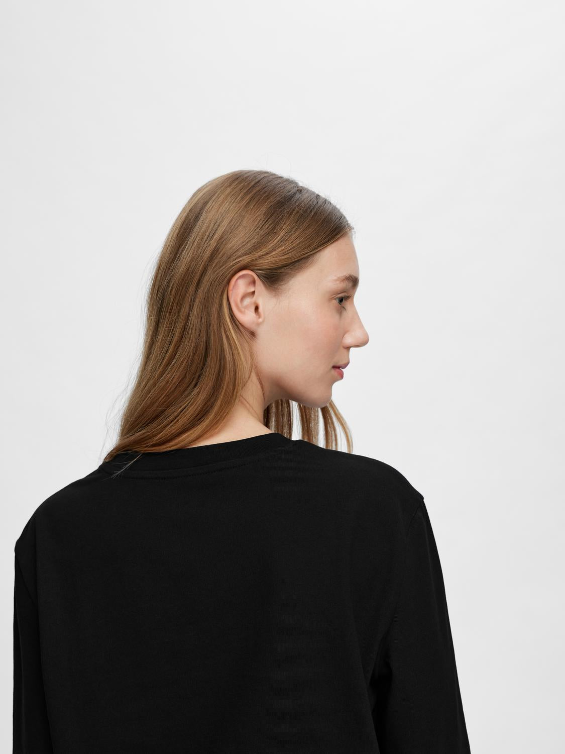 Essential Boxy T-Skjorte - Black