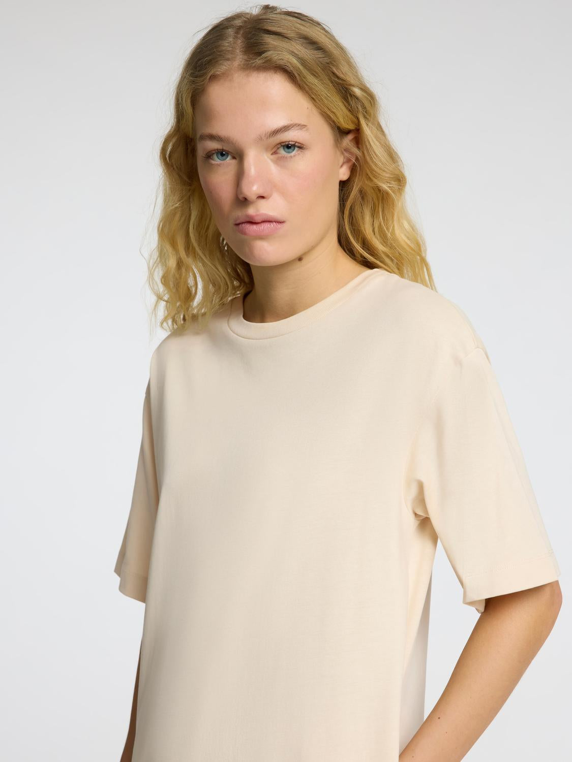 Essential Lang Kjole - Beige/ Birch
