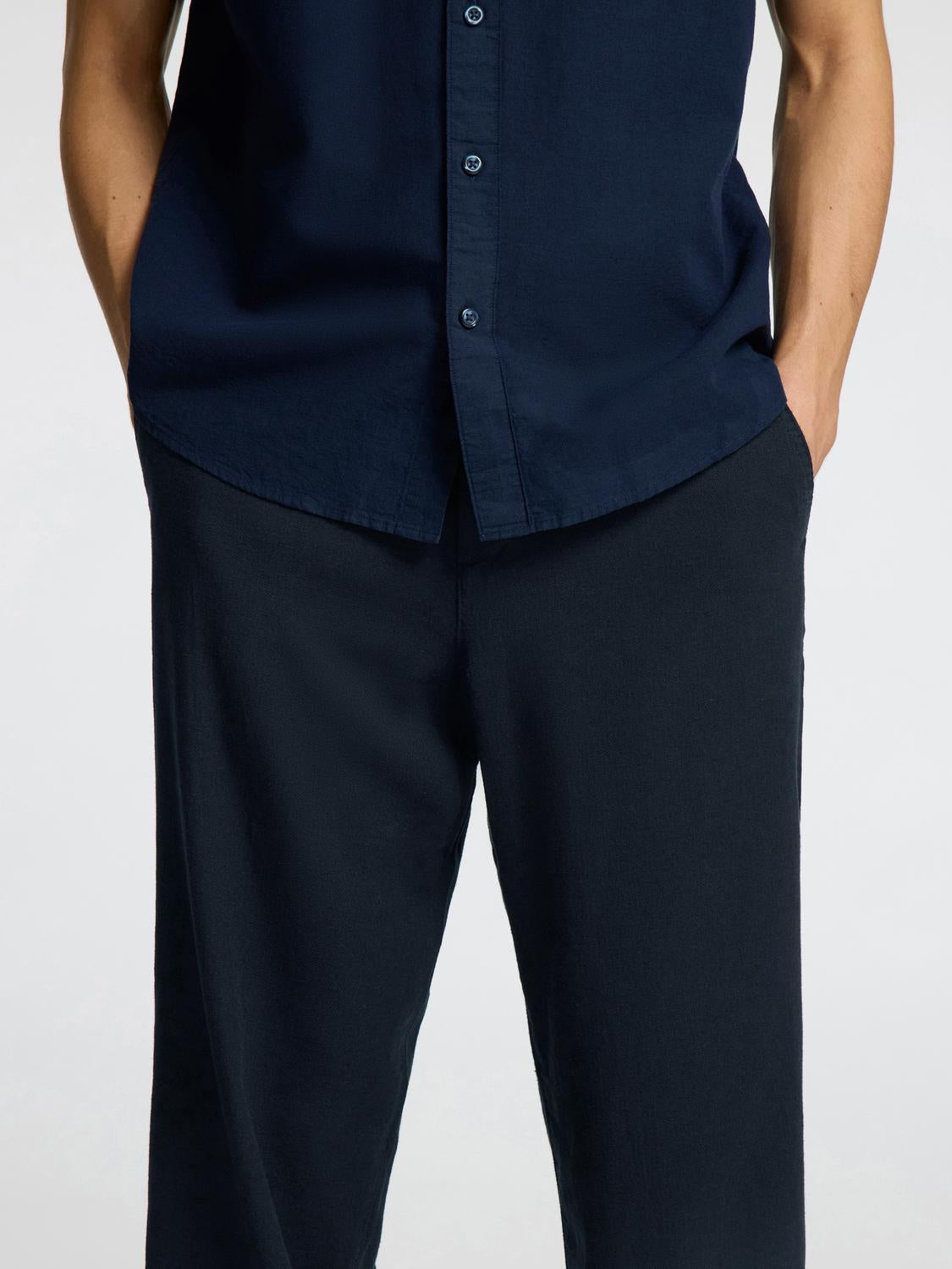 Loose Brody Sun Linbukse - Sort/ Black