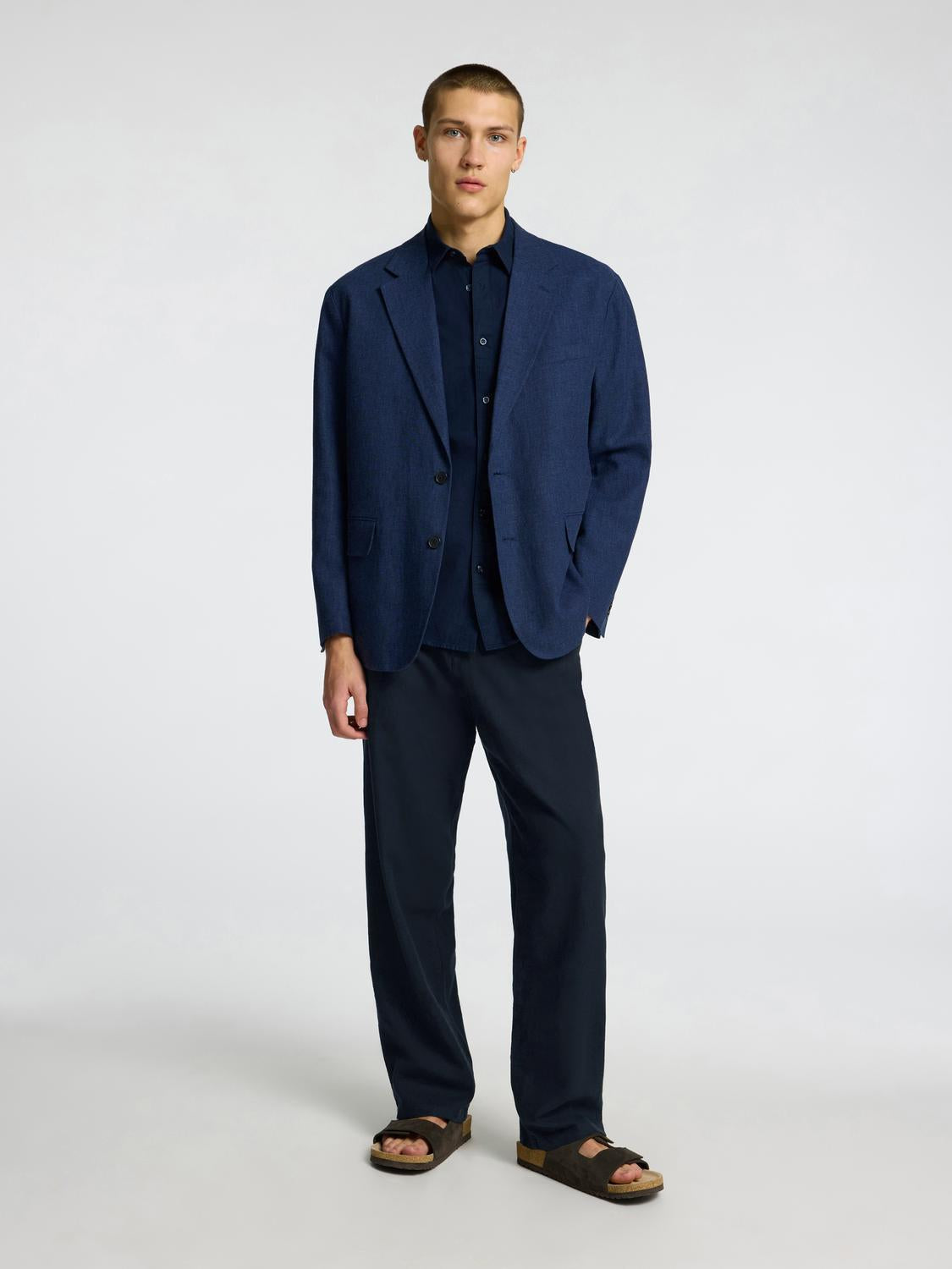Loose Brody Sun Linbukse - Sort/ Black