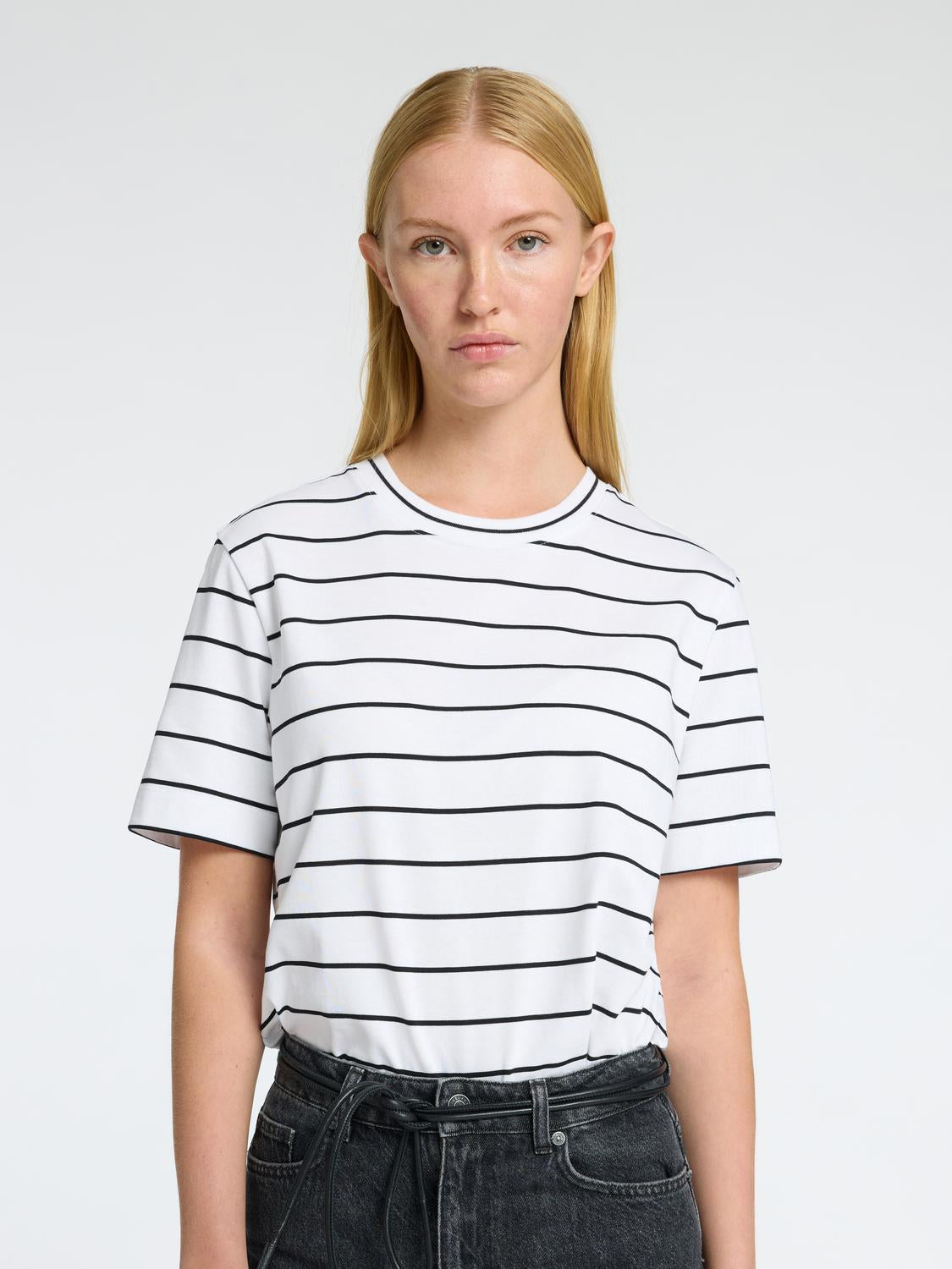 Essential Stripete Boxy - Hvit/ Bright White