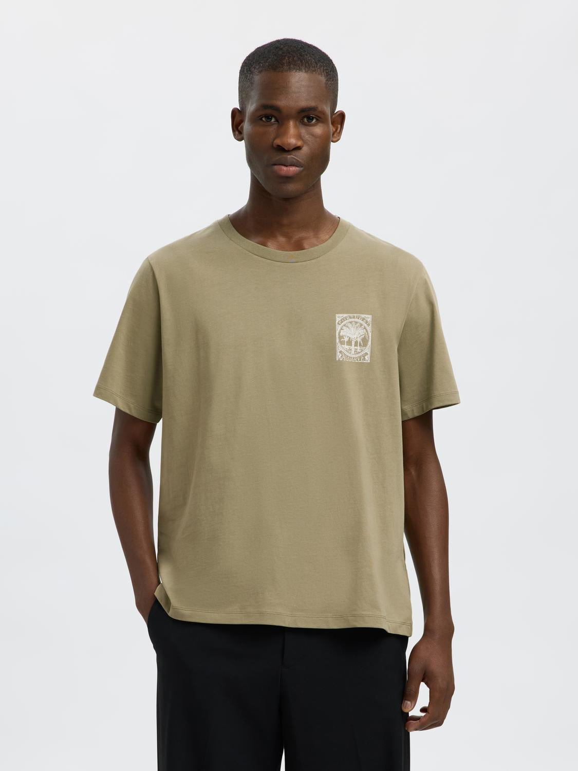 Bosma T-Shirt - Grønn/ Vetiver