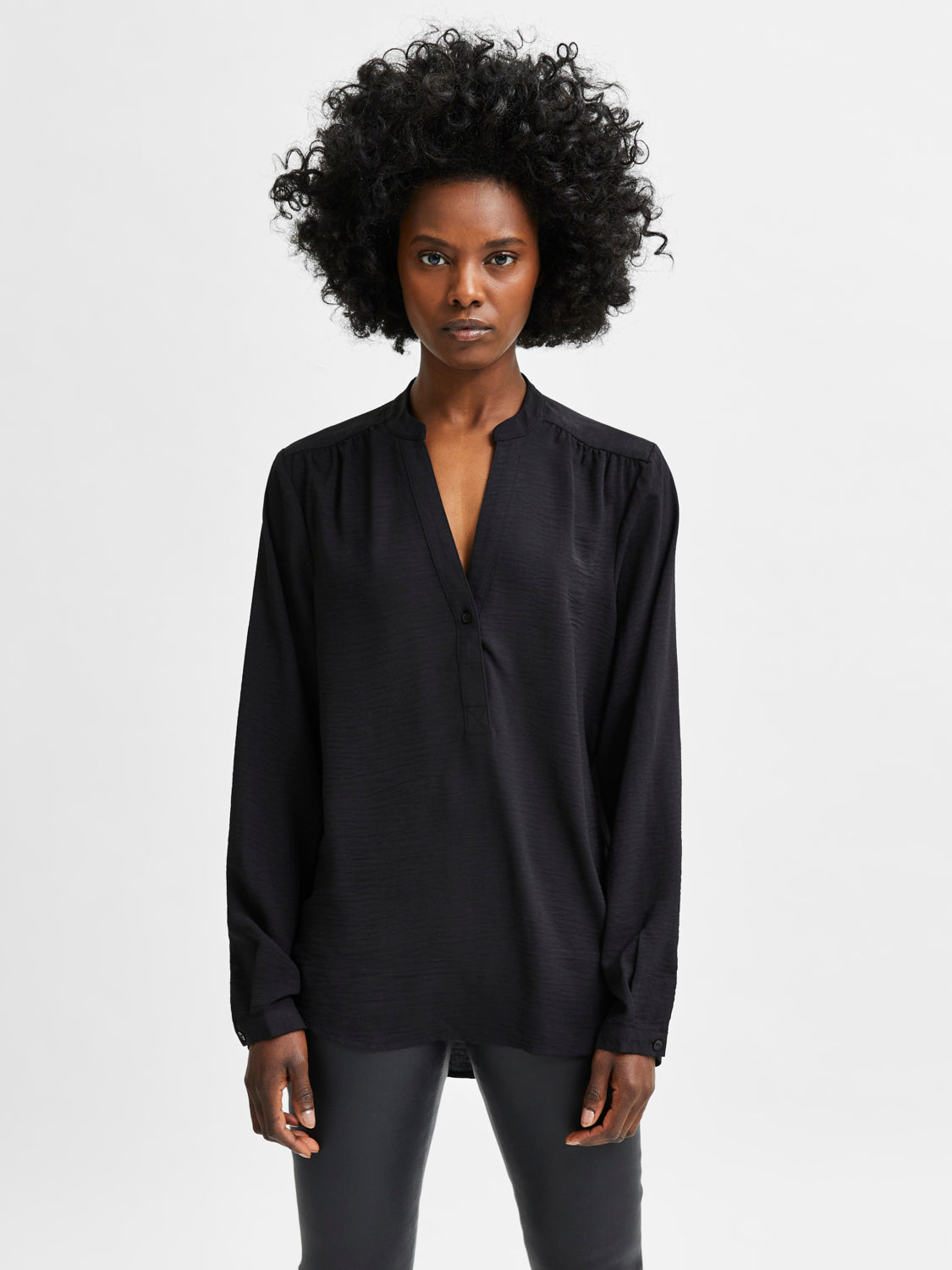 SELECTED FEMME -  MIVIA BLUSE - SORT