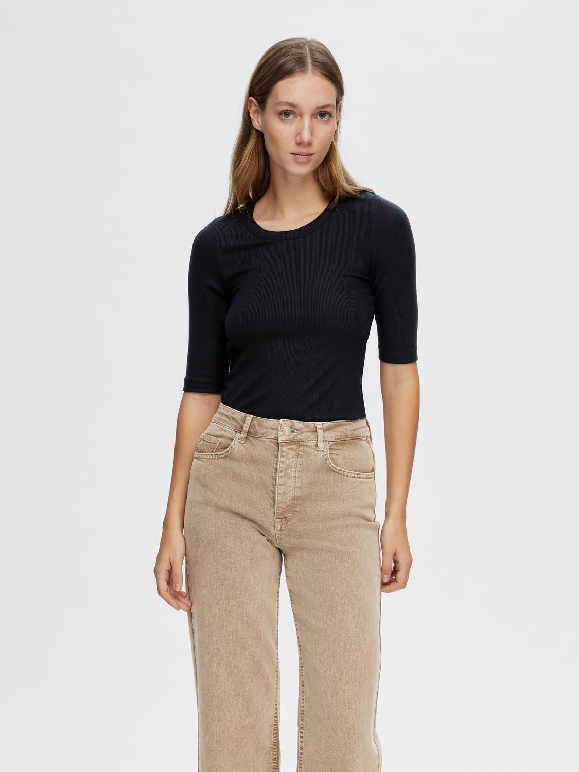 Dianna Topp - Sort/ Black