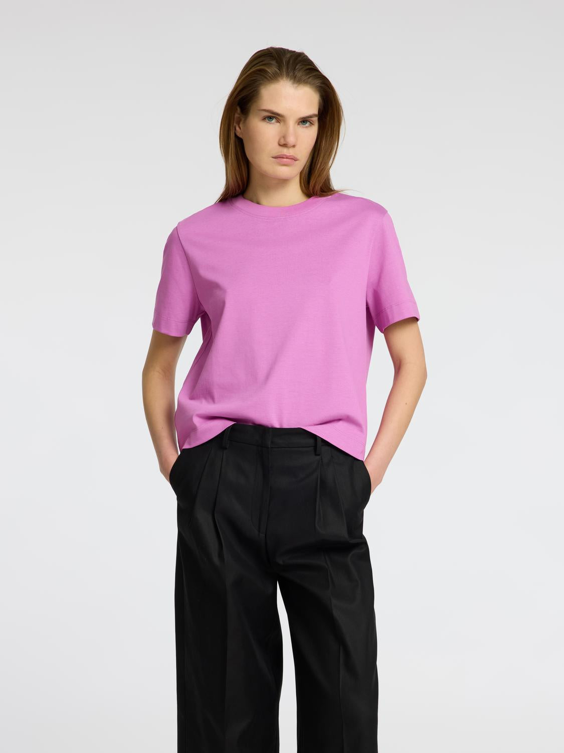Essential Boxy T-Skjorte - Rosa/ First Bloom