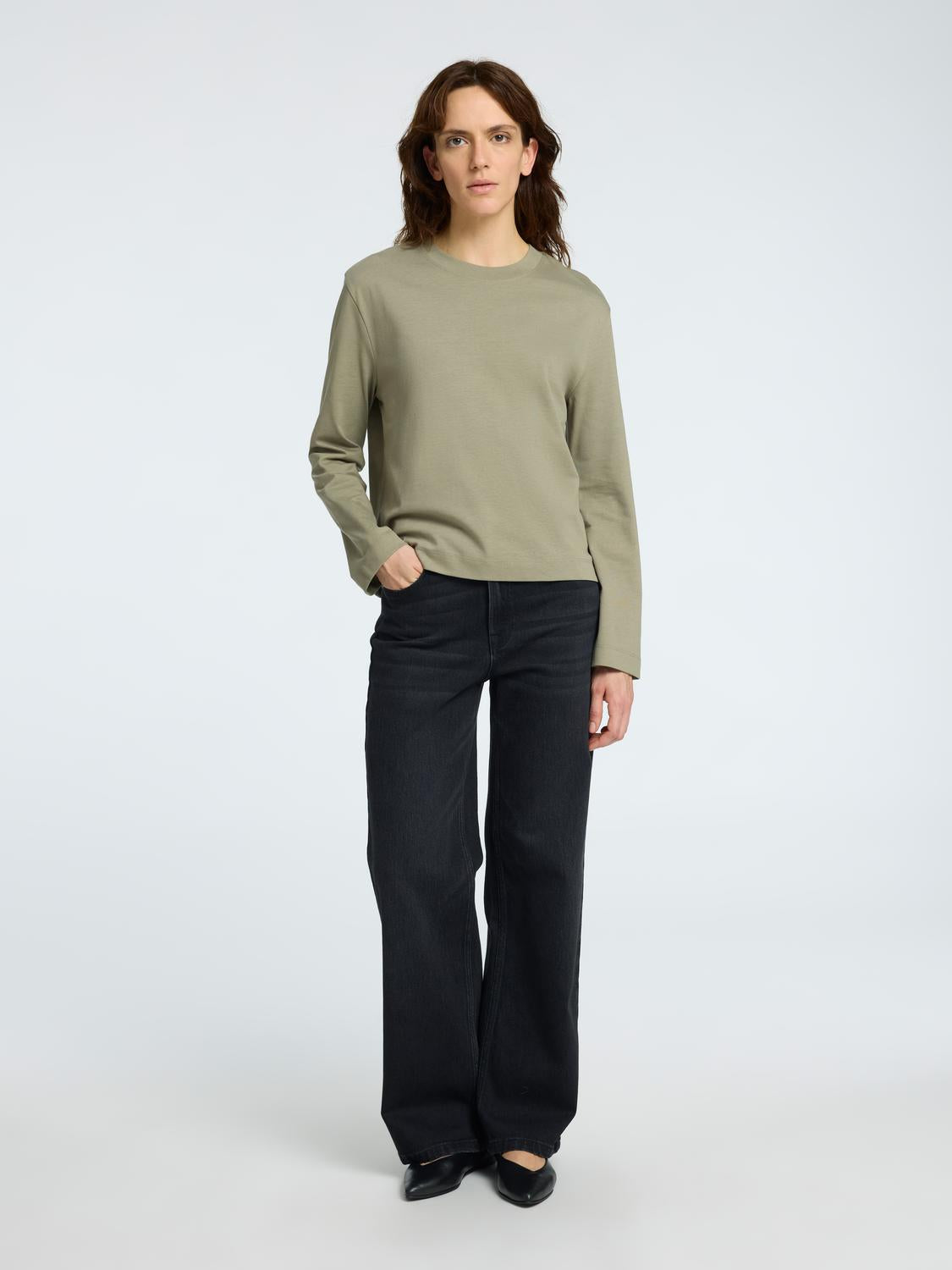 Essential LS Boxy T-Shirt - Vetiver